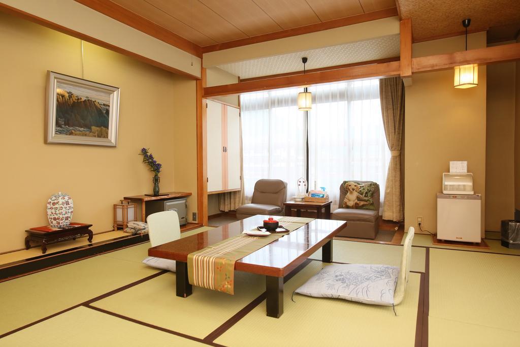 Kinugawa Kokusai Hotel Нико Екстериор снимка